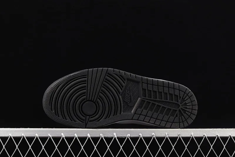 All Categories Air Jordan Jordan Series Basketball Shoes Air Jordan 1 Mid Air Jordan 1 Mid AJ1 Joe 1 New Ash Mid-top Cultural Basketball Shoes BQ6472-015